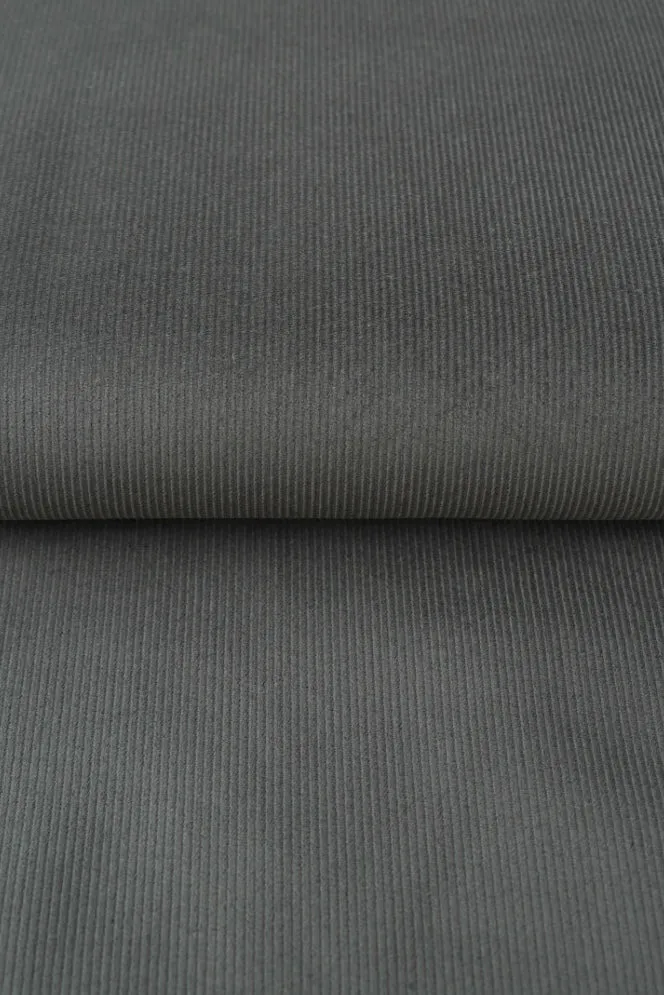1YD 17IN REMNANT; Oregano 14 Wale Cotton Corduroy | Robert Kaufman