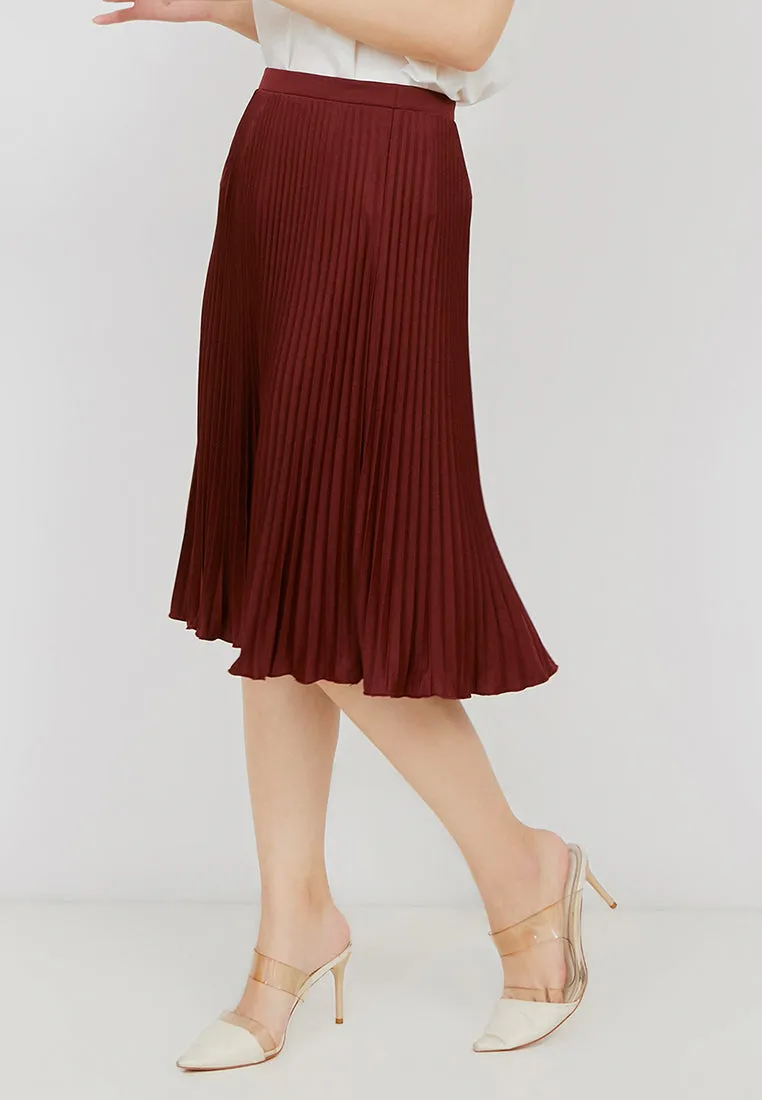 Basic Pleated Skirt Maroon