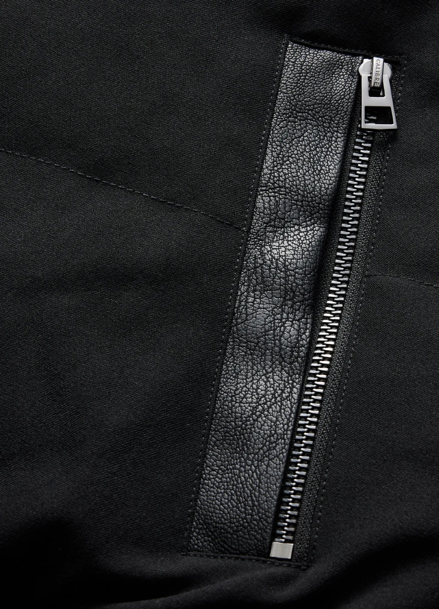 Contrast Trim Down Puffer Jacket Black
