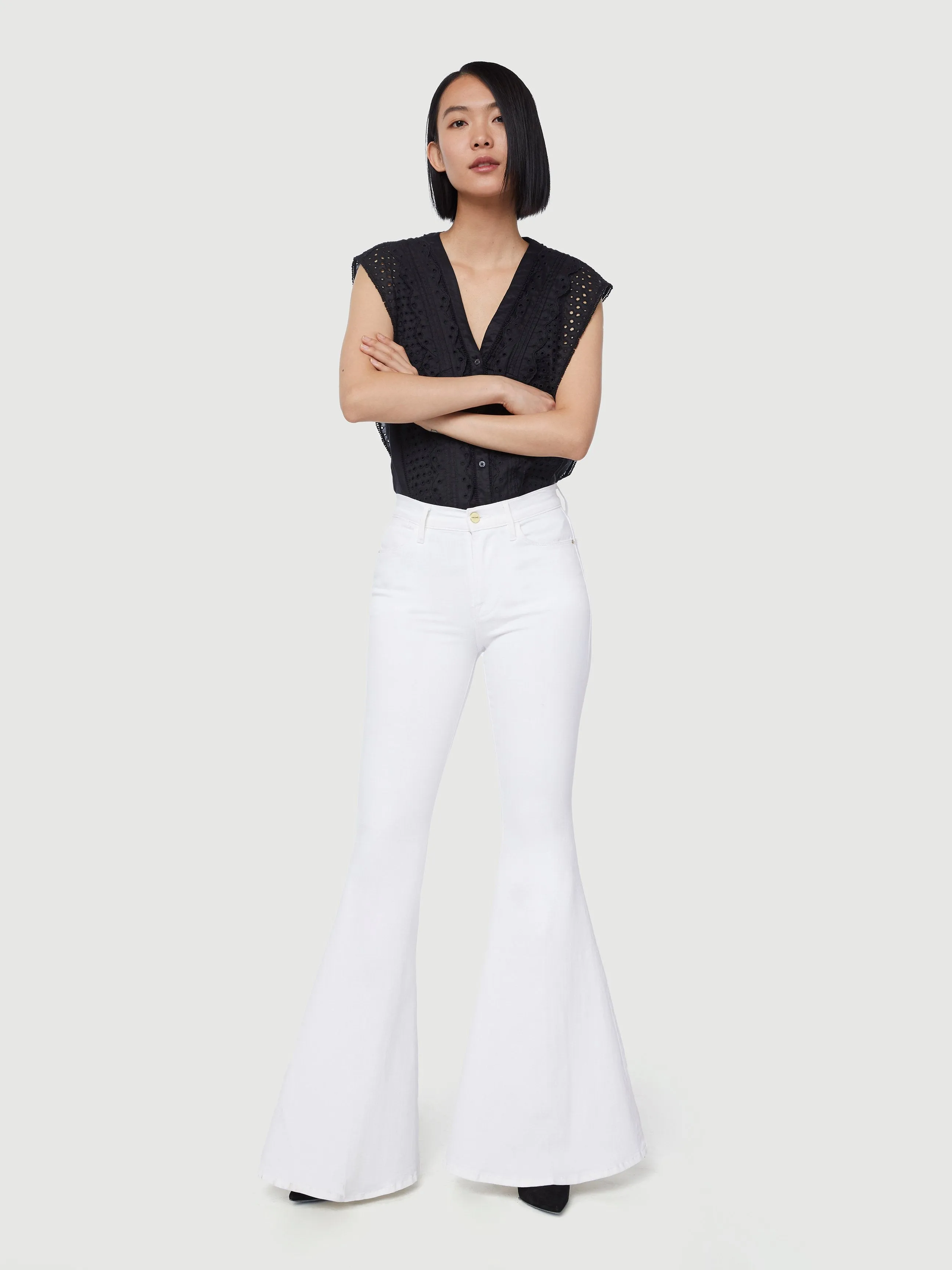 Lace Pintuck Blouse -- Noir