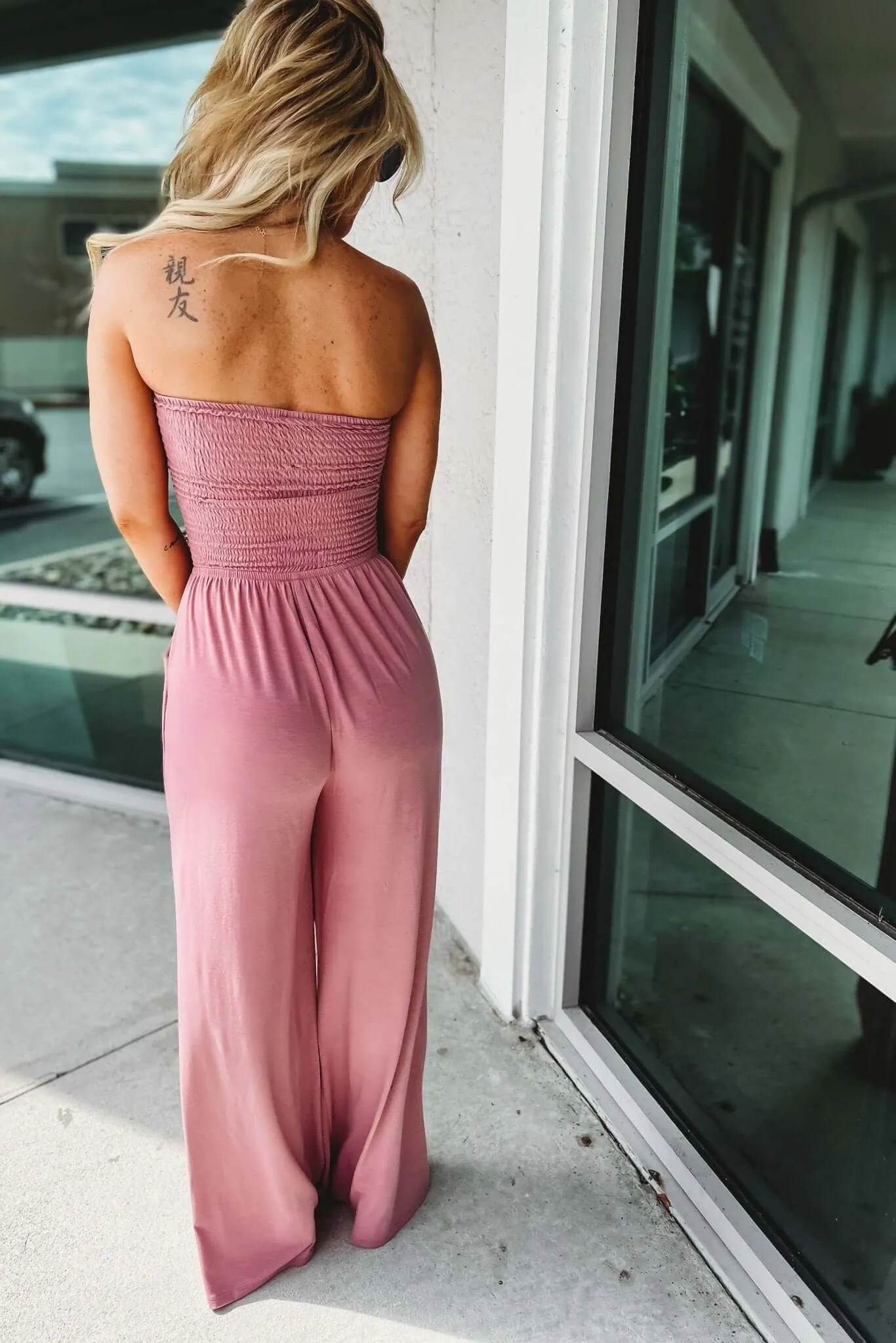Luciana – Strapless design – Smocked jumpsuit