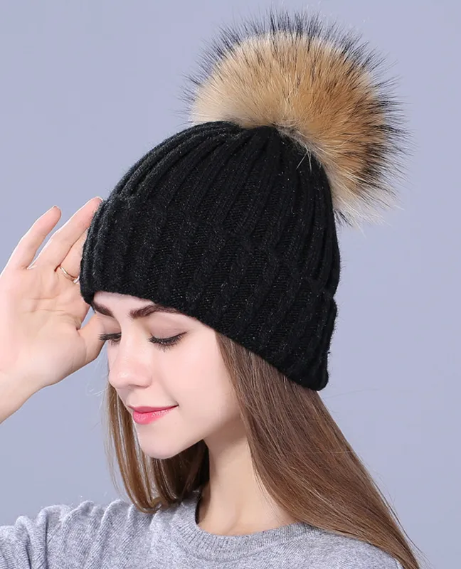 Rhinestone embroidery Knit beanie