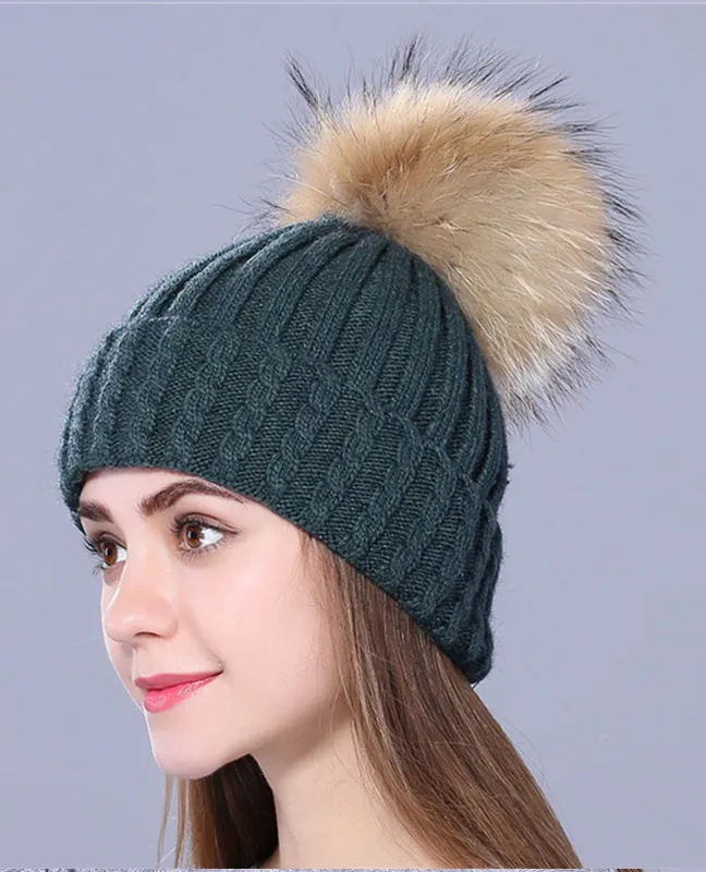 Rhinestone embroidery Knit beanie