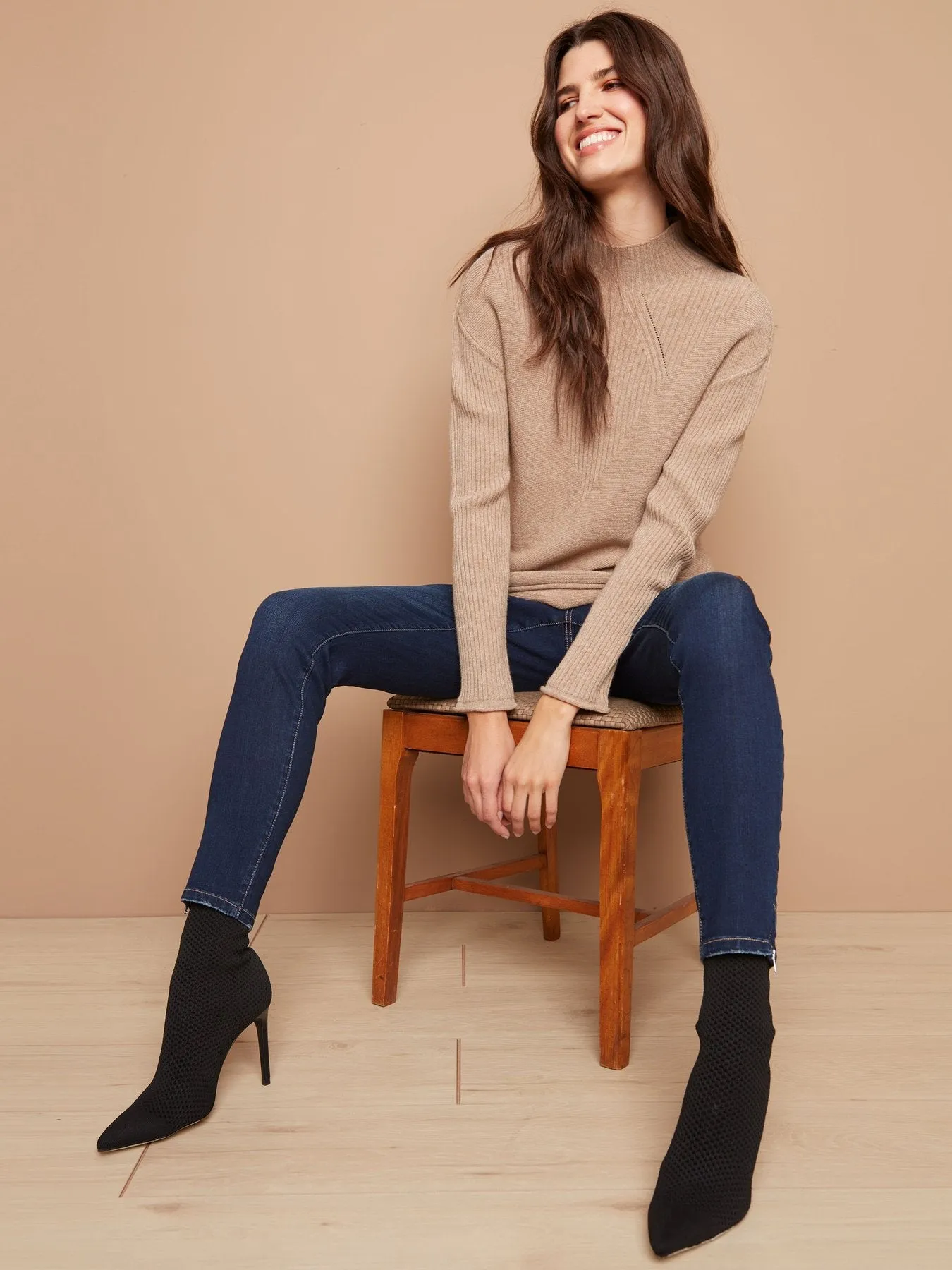 SIDE ZIP DEATIL JEANS