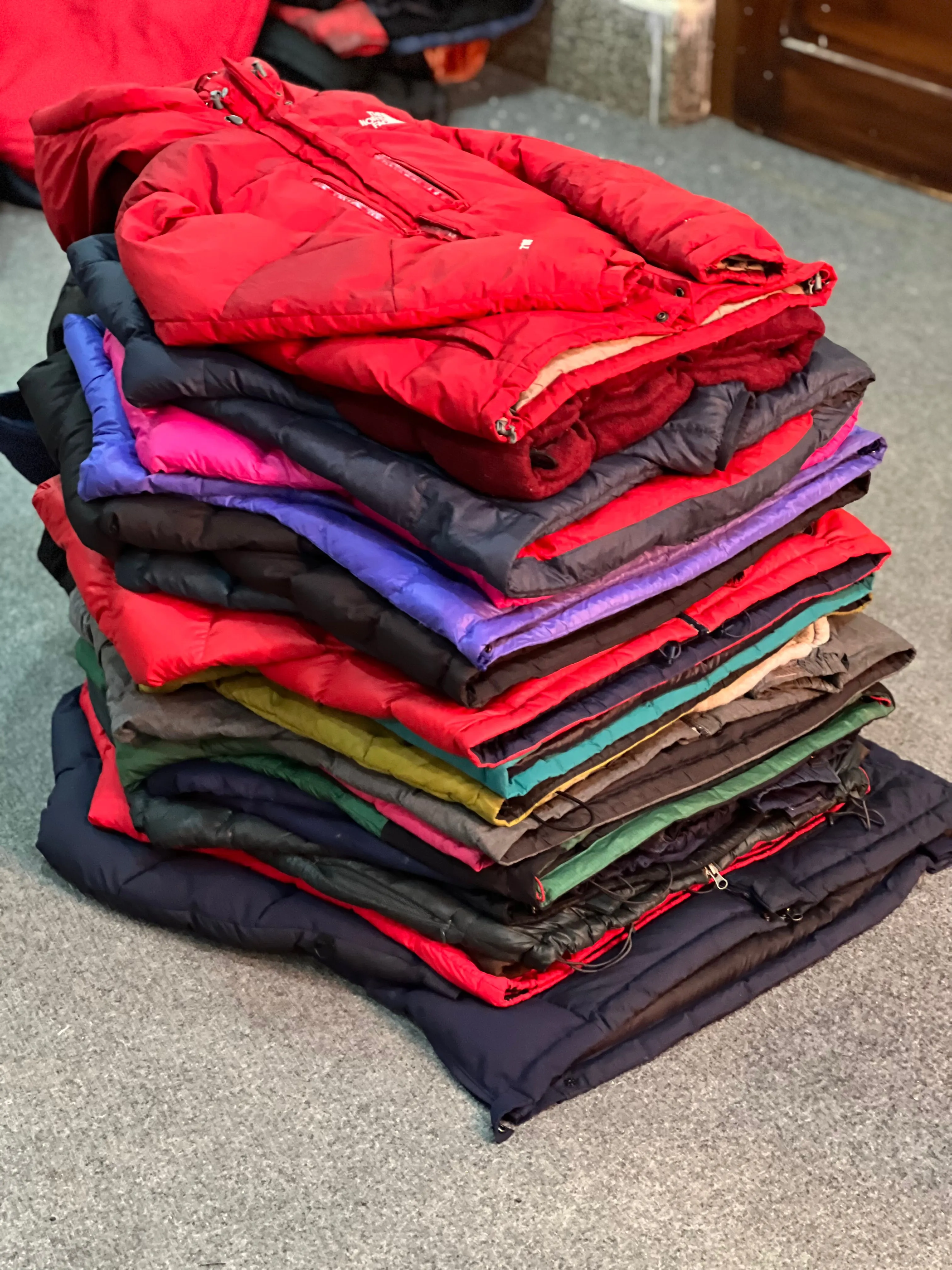 The North Face Puffer Jackets 700 Series-20 pieces