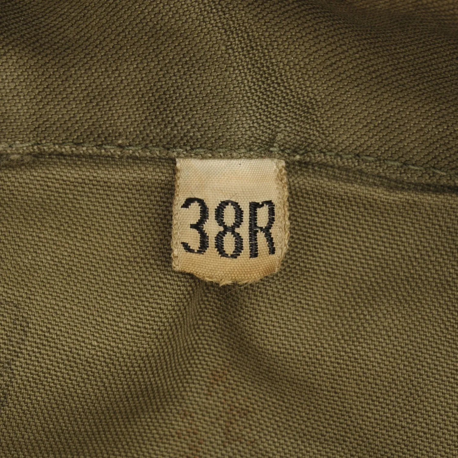 VINTAGE US ARMY M-1943 M43 FIELD JACKET 1944 WW2 SIZE 38R