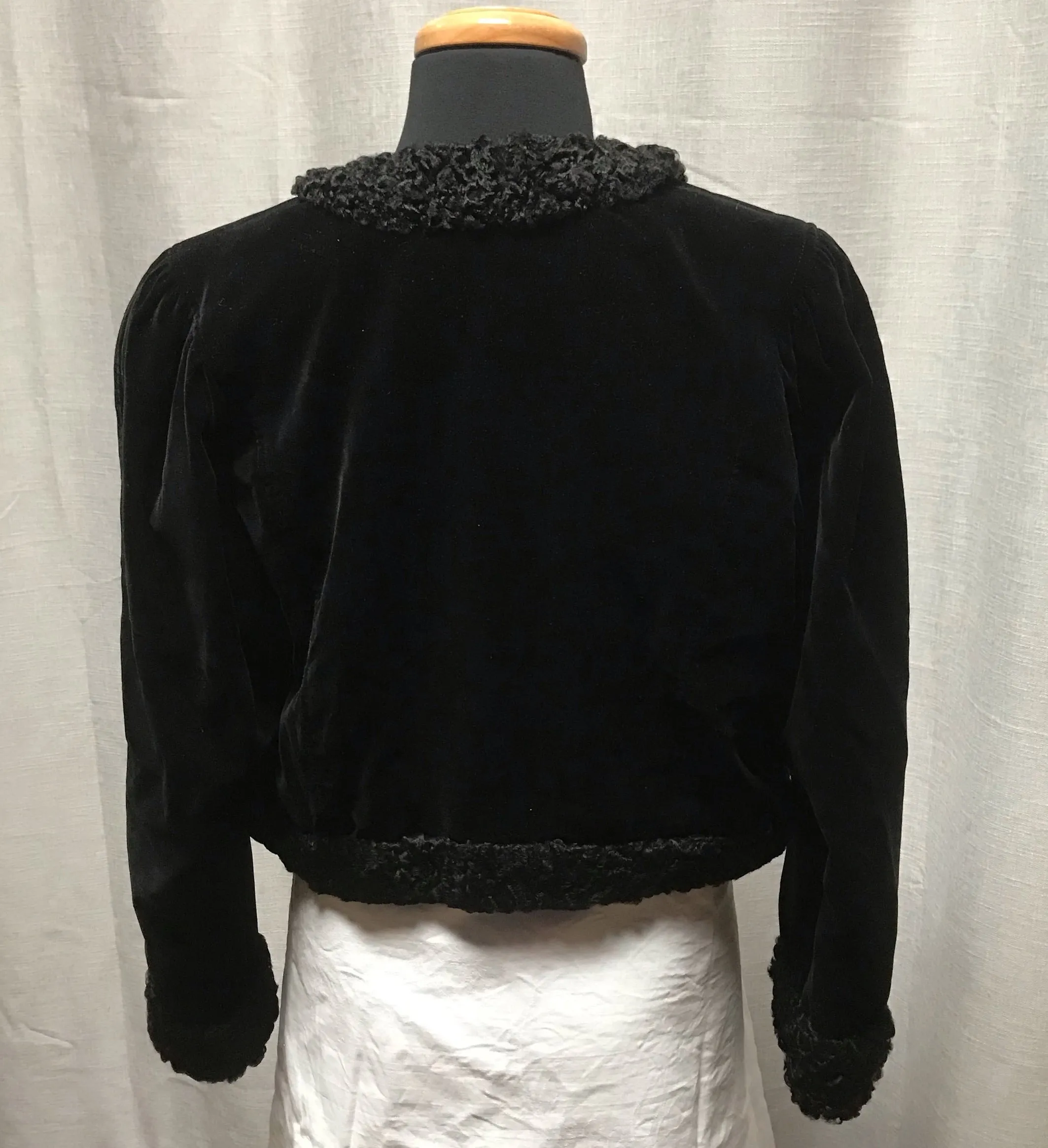 Vintage Velvet Bolero Jacket #C191  FREE AUS POSTAGE