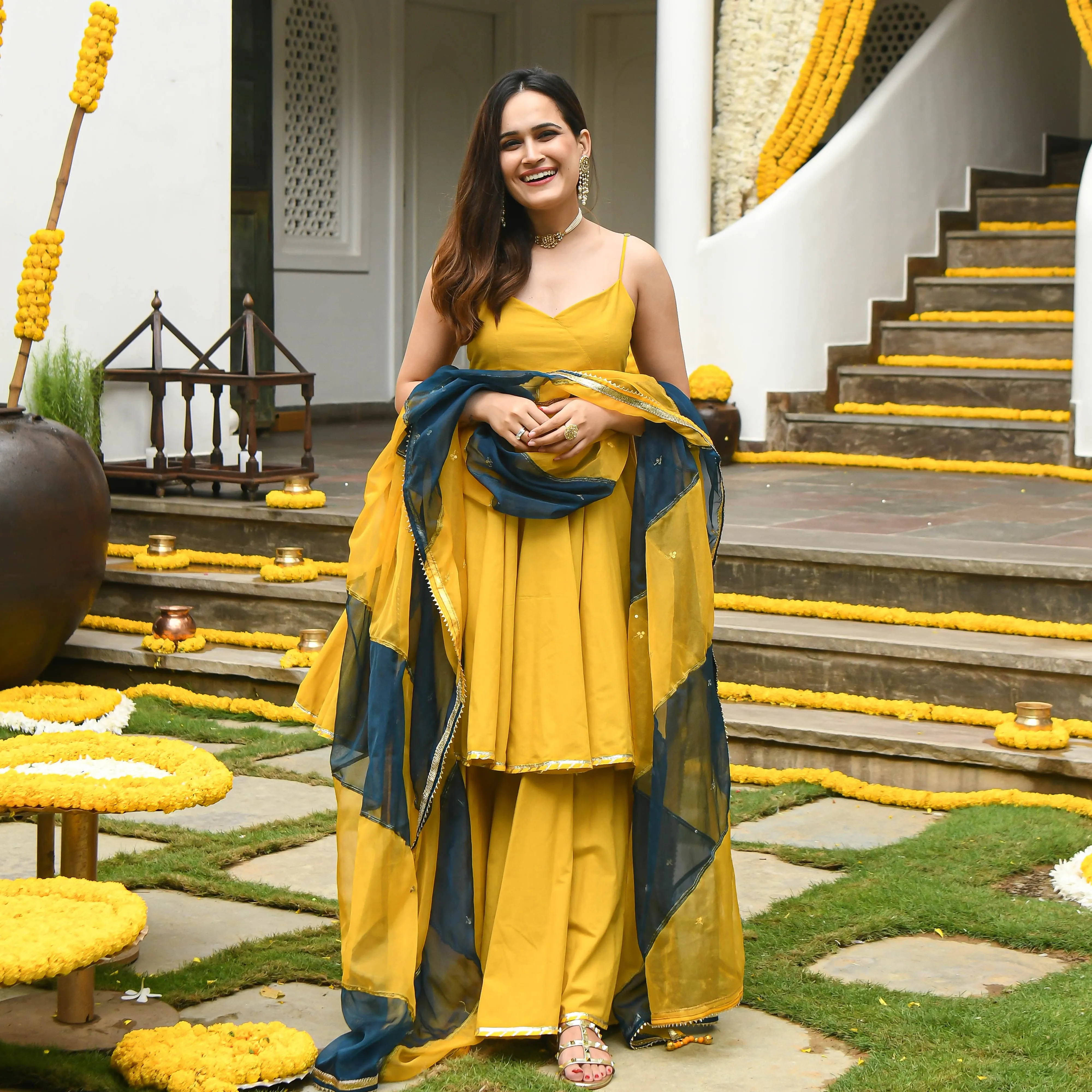 Vrinda Suit Set