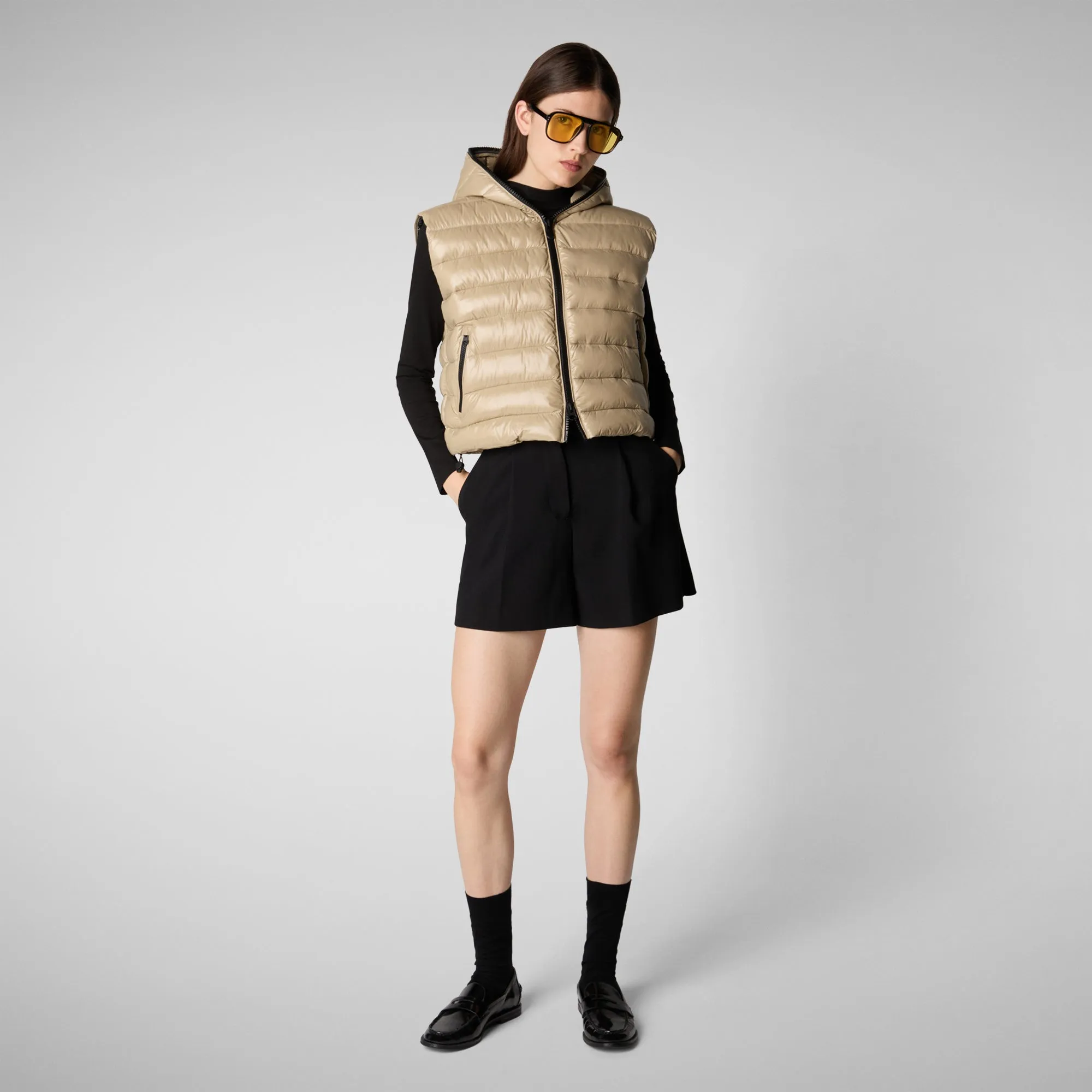 Women's hooded vest Romina in wood beige