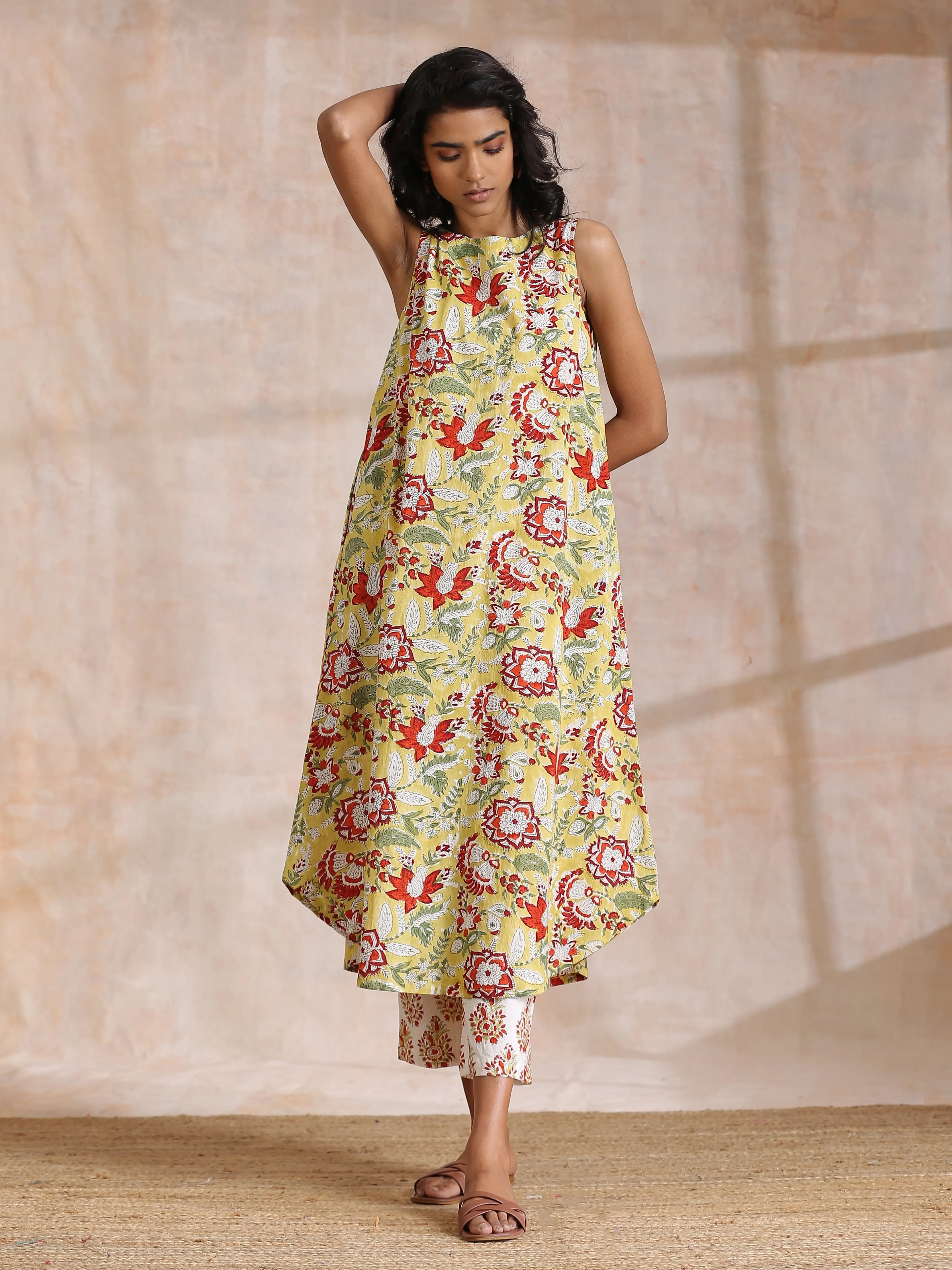 Yellow Overall Floral Block Print Cotton Sleeveless Kurta Pant Set
