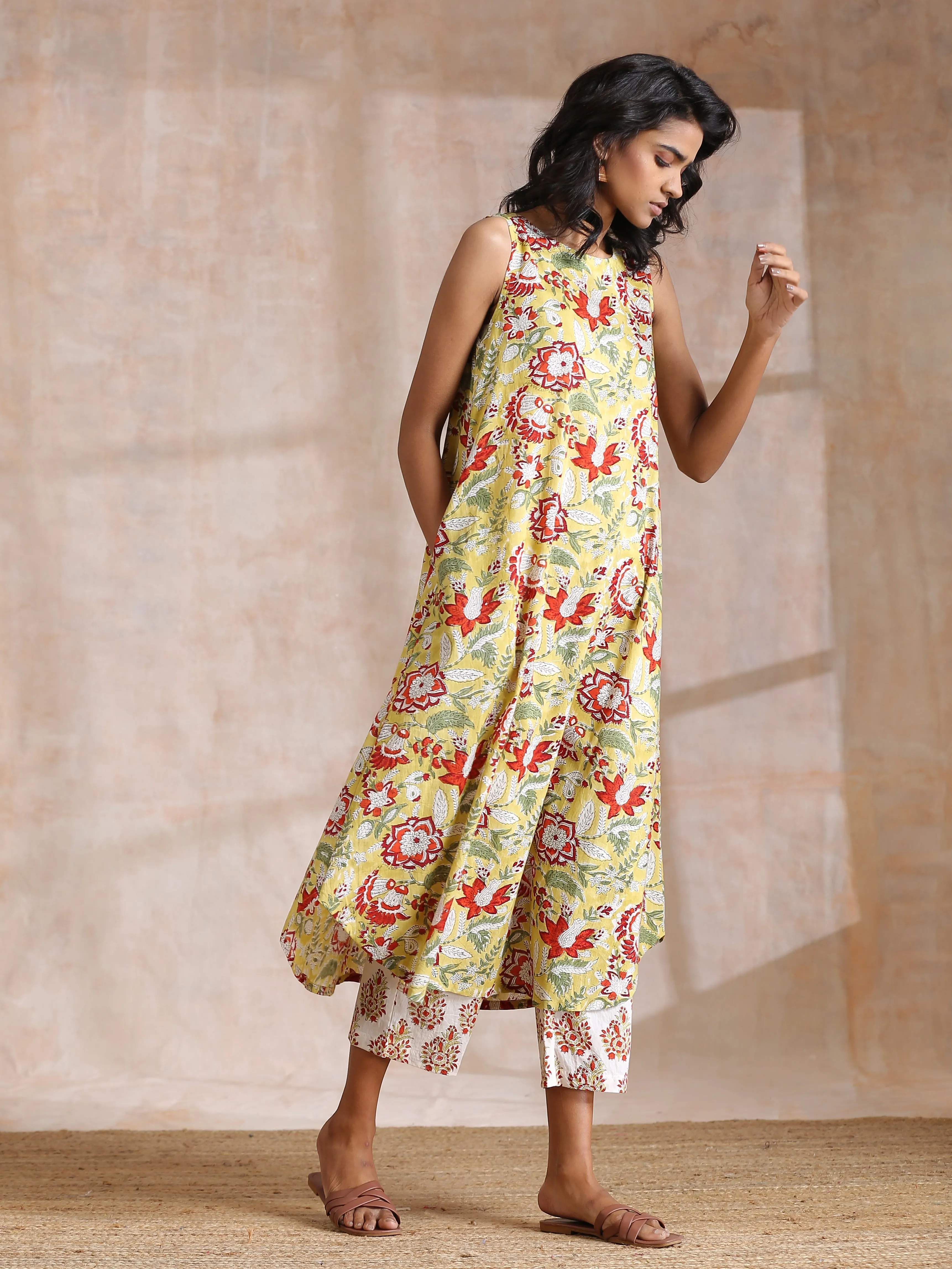 Yellow Overall Floral Block Print Cotton Sleeveless Kurta Pant Set